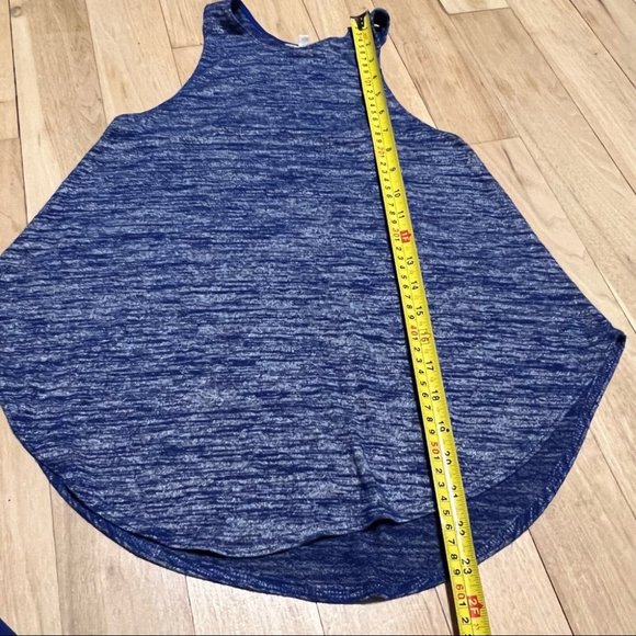 Aritzia Wilfred Free racerback tank - Picture 7 of 7